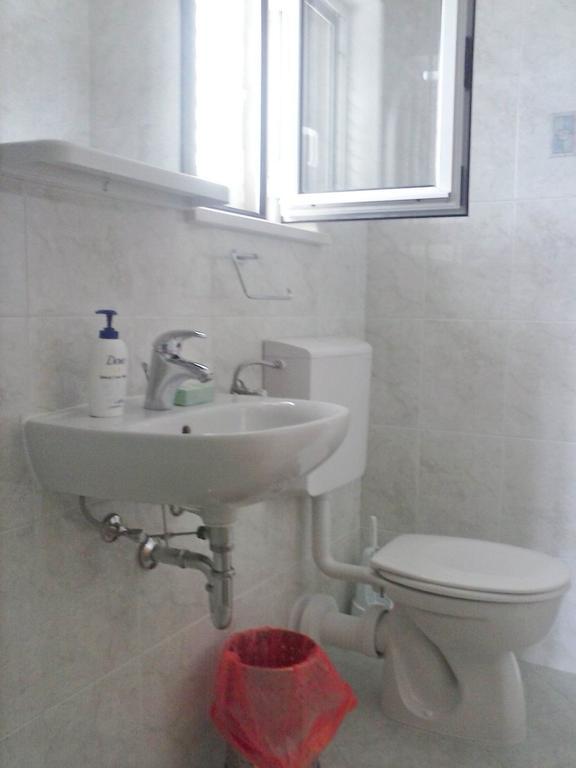 Apartments Mara Молунат Екстер'єр фото
